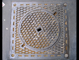 SEWER WITH DIAMOND PATTERN